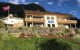 Panorama Fjord Olden